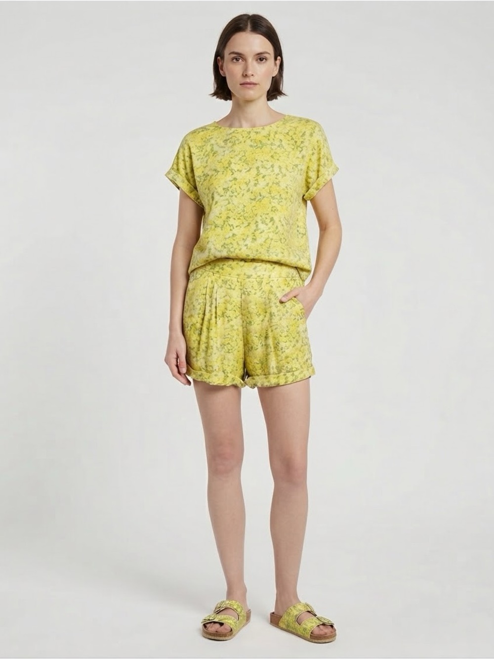 VOLCOM WANNA HAVE SUN SHORTS- WOMEN'S